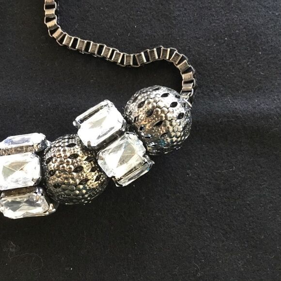 Large bead and rhinestone gunmetal grey necklace, collar style. J0005 - Picture 6 of 7